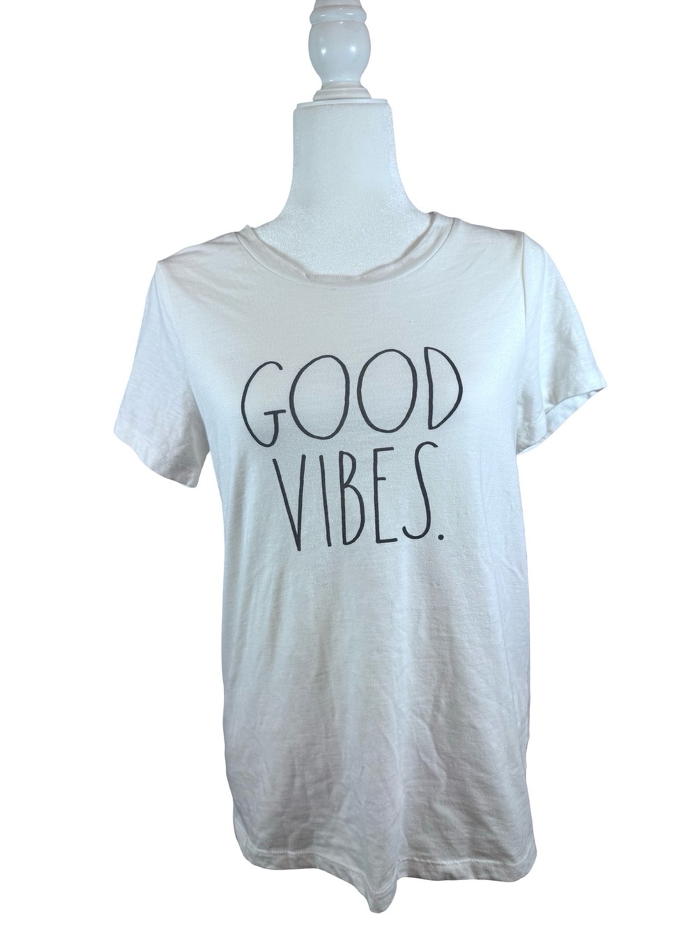 Rae Dunn White 'Good Vibes.' Graphic Tee